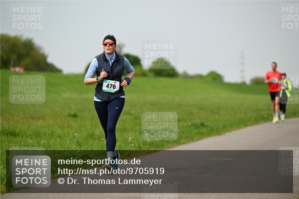 10.05.2026 - 8. Wedeler Halbmarathon Dr. Thomas Lammeyer http://msf.ph/oto/9705919 10.05.2026 11:56:21 Laufen 476 meine-sportfotos.de