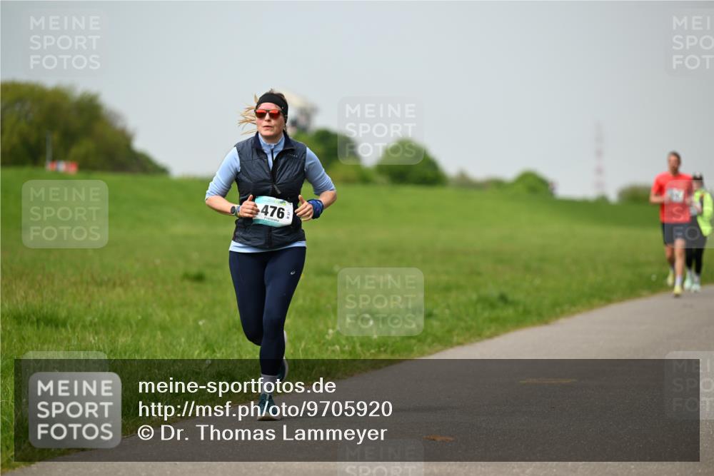 10.05.2026 - 8. Wedeler Halbmarathon Dr. Thomas Lammeyer http://msf.ph/oto/9705920 10.05.2026 11:56:21 Laufen 476 meine-sportfotos.de