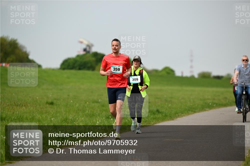 10.05.2026 - 8. Wedeler Halbmarathon Dr. Thomas Lammeyer http://msf.ph/oto/9705932 10.05.2026 11:56:31 Laufen 359, 309 meine-sportfotos.de