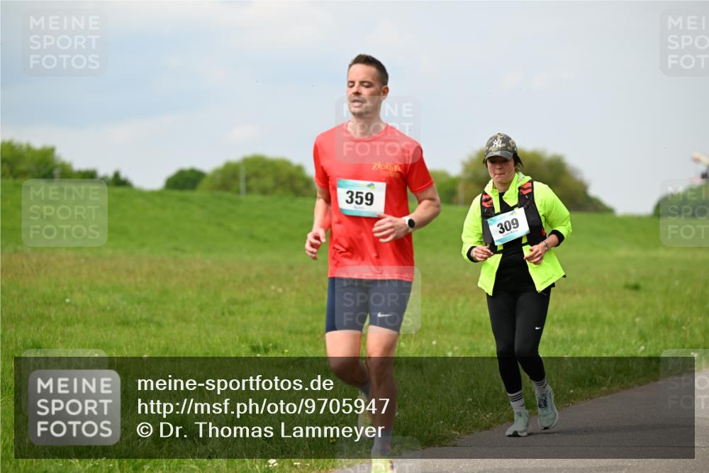 10.05.2026 - 8. Wedeler Halbmarathon Dr. Thomas Lammeyer http://msf.ph/oto/9705947 10.05.2026 11:56:36 Laufen 359, 309 meine-sportfotos.de