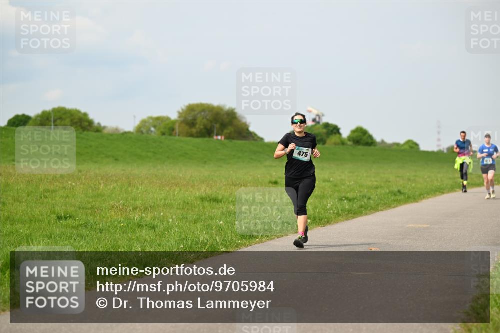 10.05.2026 - 8. Wedeler Halbmarathon Dr. Thomas Lammeyer http://msf.ph/oto/9705984 10.05.2026 11:56:52 Laufen 475 meine-sportfotos.de