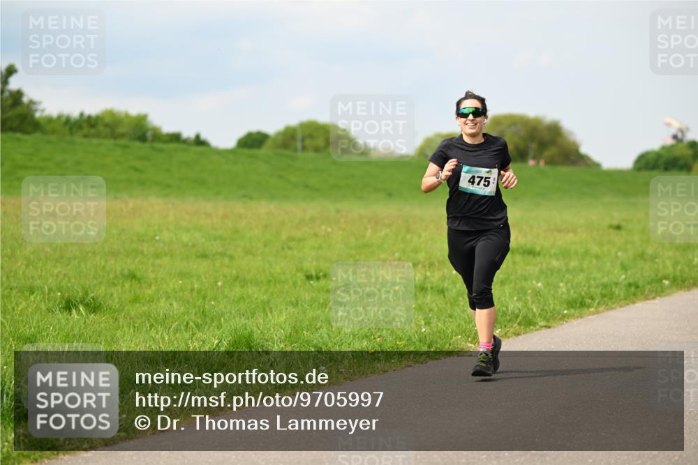 10.05.2026 - 8. Wedeler Halbmarathon Dr. Thomas Lammeyer http://msf.ph/oto/9705997 10.05.2026 11:56:54 Laufen 475 meine-sportfotos.de