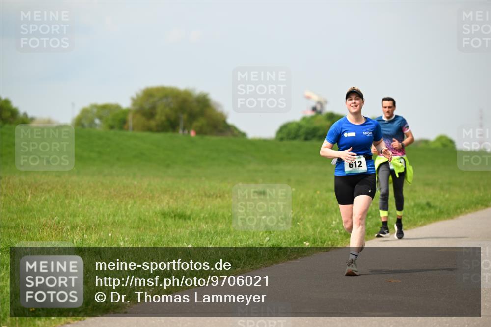 10.05.2026 - 8. Wedeler Halbmarathon Dr. Thomas Lammeyer http://msf.ph/oto/9706021 10.05.2026 11:56:58 Laufen 612 meine-sportfotos.de