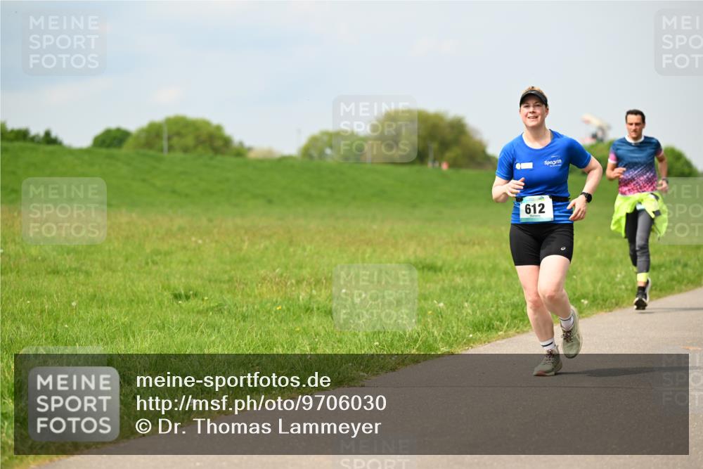 10.05.2026 - 8. Wedeler Halbmarathon Dr. Thomas Lammeyer http://msf.ph/oto/9706030 10.05.2026 11:56:59 Laufen 612 meine-sportfotos.de