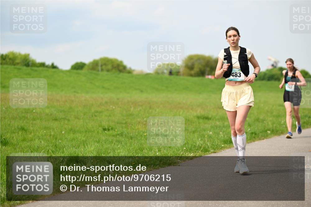 10.05.2026 - 8. Wedeler Halbmarathon Dr. Thomas Lammeyer http://msf.ph/oto/9706215 10.05.2026 11:57:35 Laufen 483, 162 meine-sportfotos.de