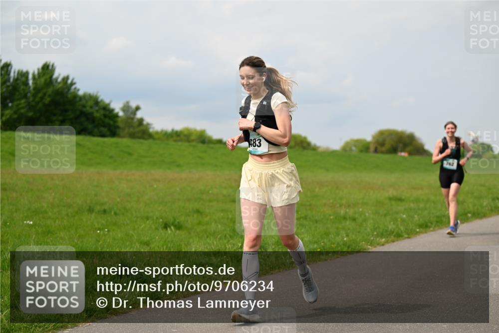 10.05.2026 - 8. Wedeler Halbmarathon Dr. Thomas Lammeyer http://msf.ph/oto/9706234 10.05.2026 11:57:37 Laufen 183, 762 meine-sportfotos.de