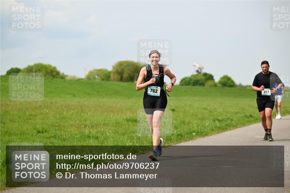 10.05.2026 - 8. Wedeler Halbmarathon Dr. Thomas Lammeyer http://msf.ph/oto/9706237 10.05.2026 11:57:38 Laufen 762, 317 meine-sportfotos.de