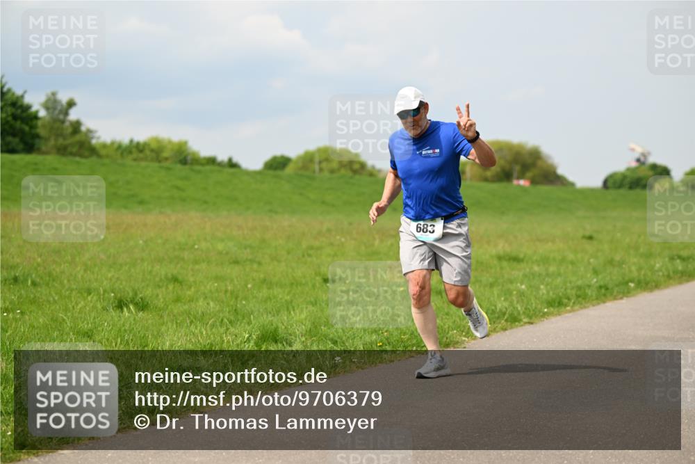 10.05.2026 - 8. Wedeler Halbmarathon Dr. Thomas Lammeyer http://msf.ph/oto/9706379 10.05.2026 11:57:48 Laufen 683 meine-sportfotos.de