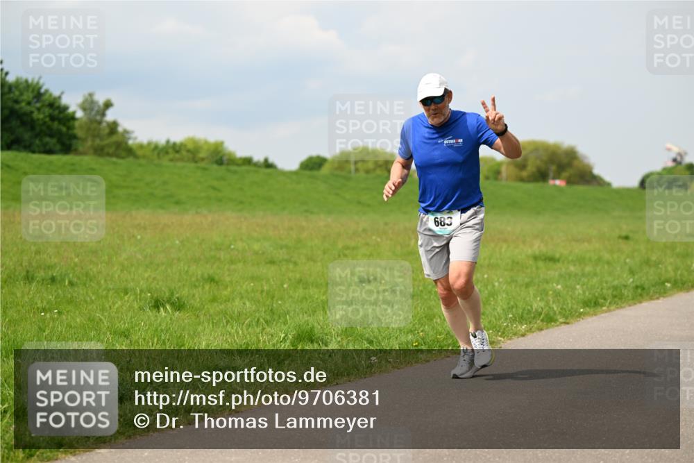 10.05.2026 - 8. Wedeler Halbmarathon Dr. Thomas Lammeyer http://msf.ph/oto/9706381 10.05.2026 11:57:49 Laufen 683 meine-sportfotos.de