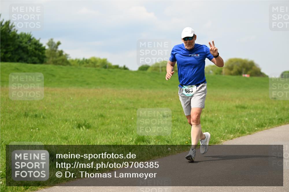 10.05.2026 - 8. Wedeler Halbmarathon Dr. Thomas Lammeyer http://msf.ph/oto/9706385 10.05.2026 11:57:49 Laufen 683 meine-sportfotos.de