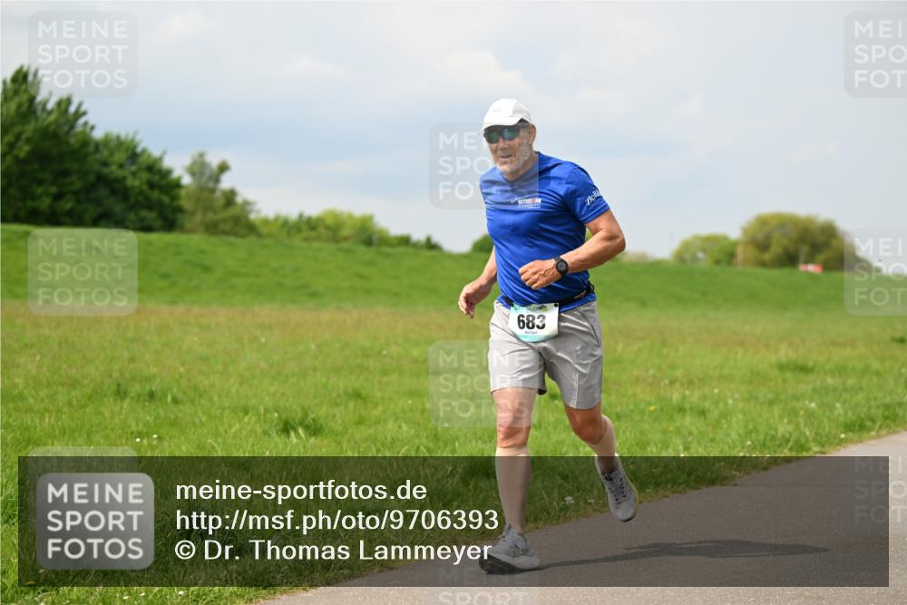 10.05.2026 - 8. Wedeler Halbmarathon Dr. Thomas Lammeyer http://msf.ph/oto/9706393 10.05.2026 11:57:49 Laufen 683 meine-sportfotos.de