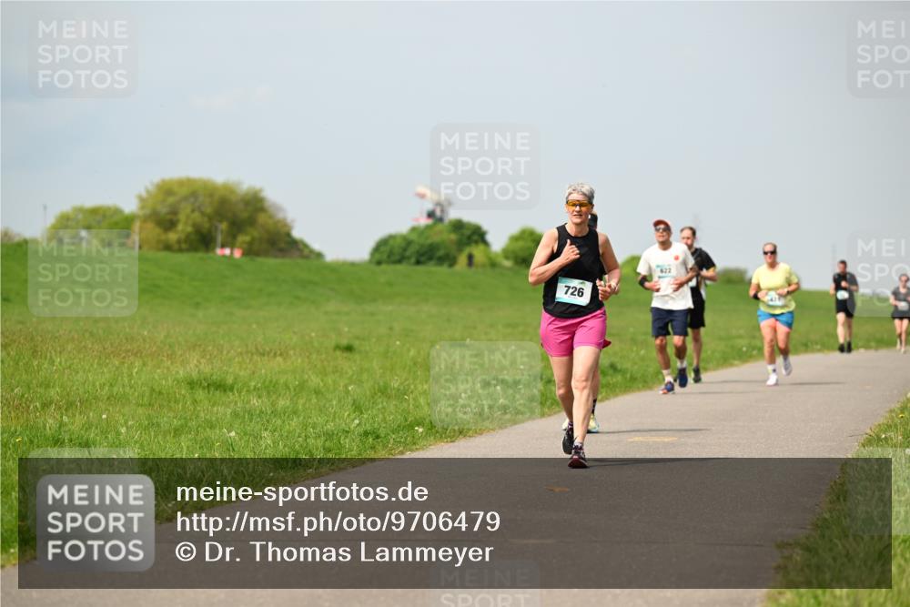 10.05.2026 - 8. Wedeler Halbmarathon Dr. Thomas Lammeyer http://msf.ph/oto/9706479 10.05.2026 11:57:56 Laufen 726, 622 meine-sportfotos.de