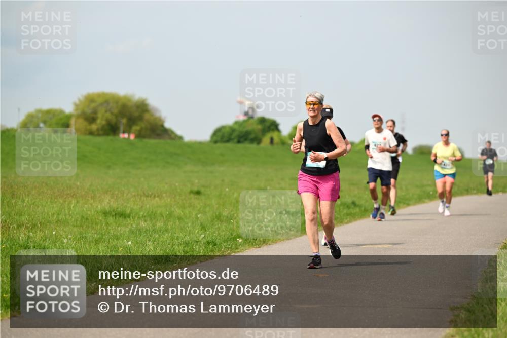 10.05.2026 - 8. Wedeler Halbmarathon Dr. Thomas Lammeyer http://msf.ph/oto/9706489 10.05.2026 11:57:56 Laufen  meine-sportfotos.de