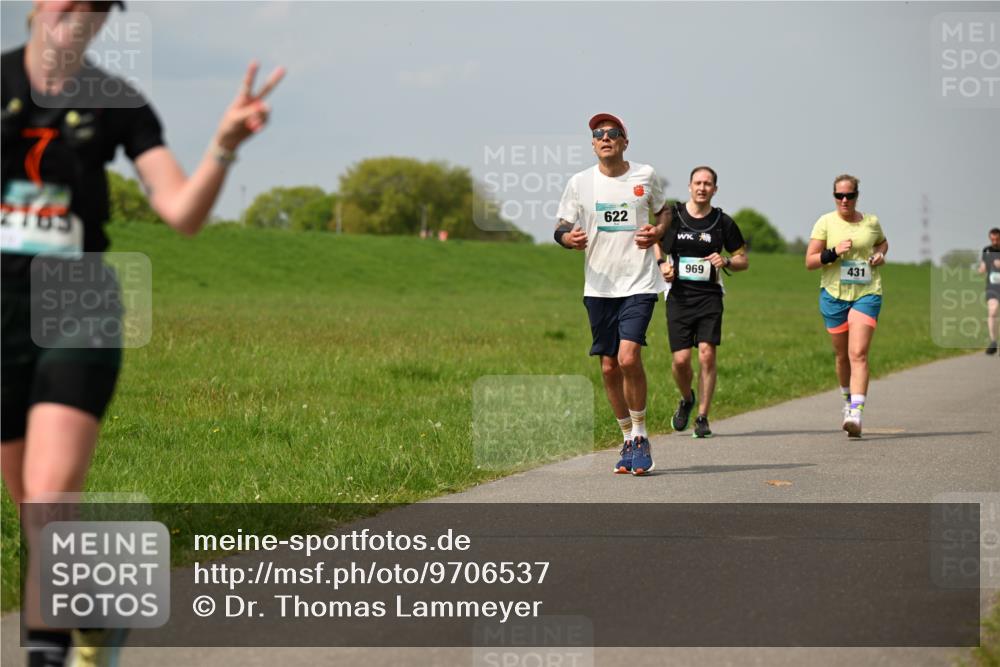 10.05.2026 - 8. Wedeler Halbmarathon Dr. Thomas Lammeyer http://msf.ph/oto/9706537 10.05.2026 11:58:02 Laufen 2765, 622, 969, 431 meine-sportfotos.de