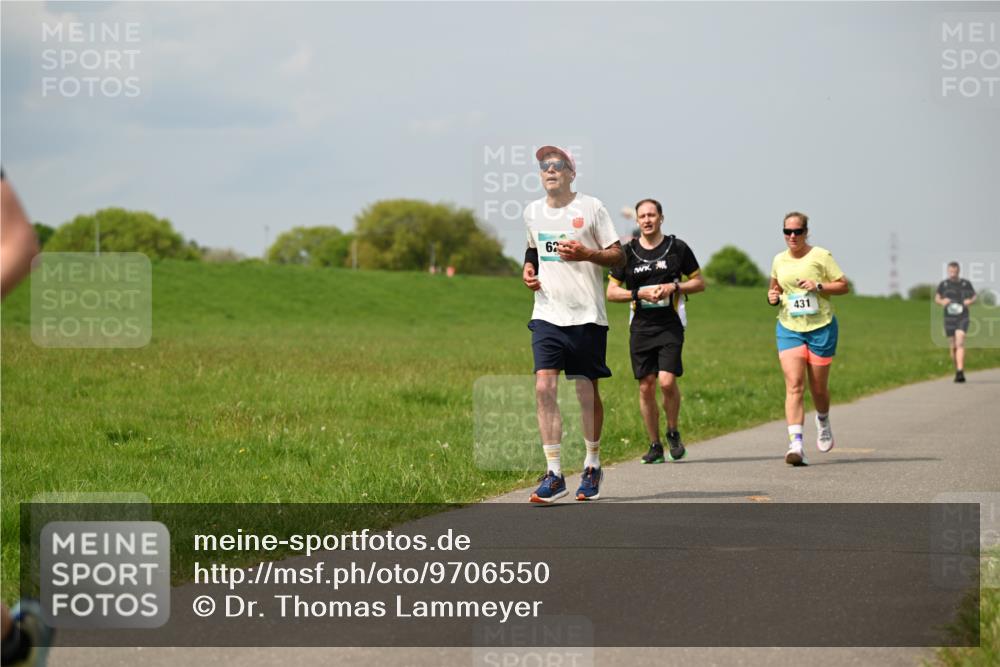 10.05.2026 - 8. Wedeler Halbmarathon Dr. Thomas Lammeyer http://msf.ph/oto/9706550 10.05.2026 11:58:02 Laufen 431 meine-sportfotos.de