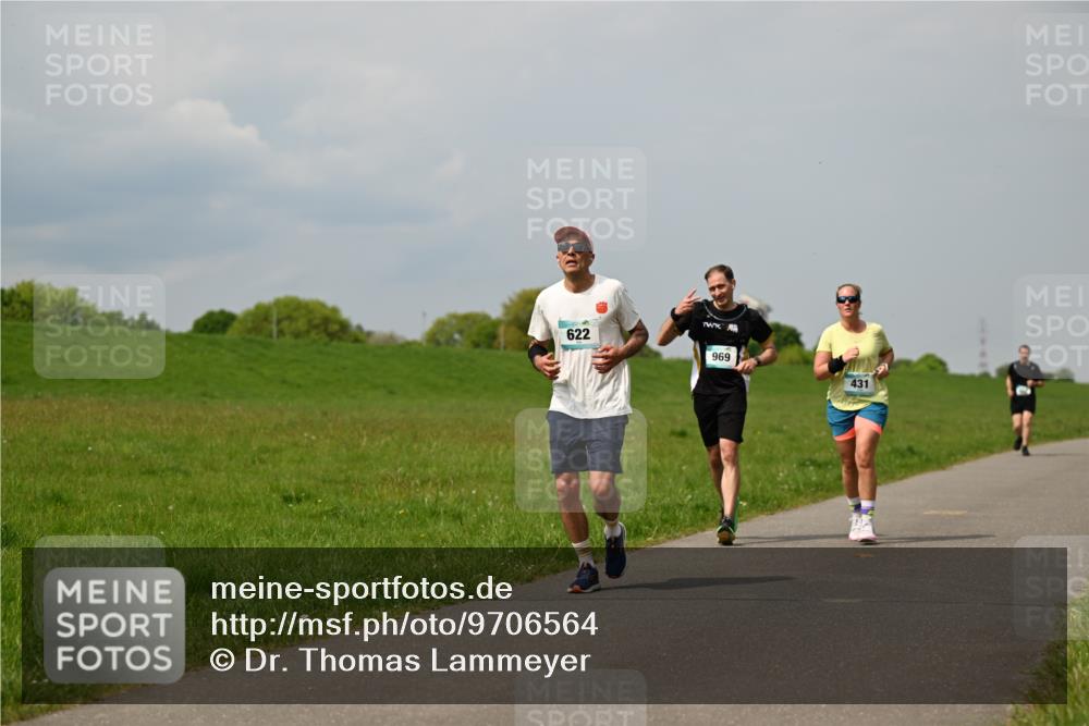 10.05.2026 - 8. Wedeler Halbmarathon Dr. Thomas Lammeyer http://msf.ph/oto/9706564 10.05.2026 11:58:03 Laufen 622, 969, 431 meine-sportfotos.de