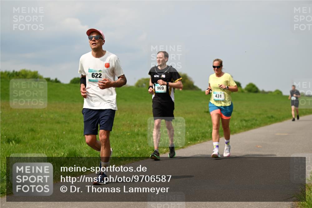 10.05.2026 - 8. Wedeler Halbmarathon Dr. Thomas Lammeyer http://msf.ph/oto/9706587 10.05.2026 11:58:05 Laufen 622, 969, 431 meine-sportfotos.de
