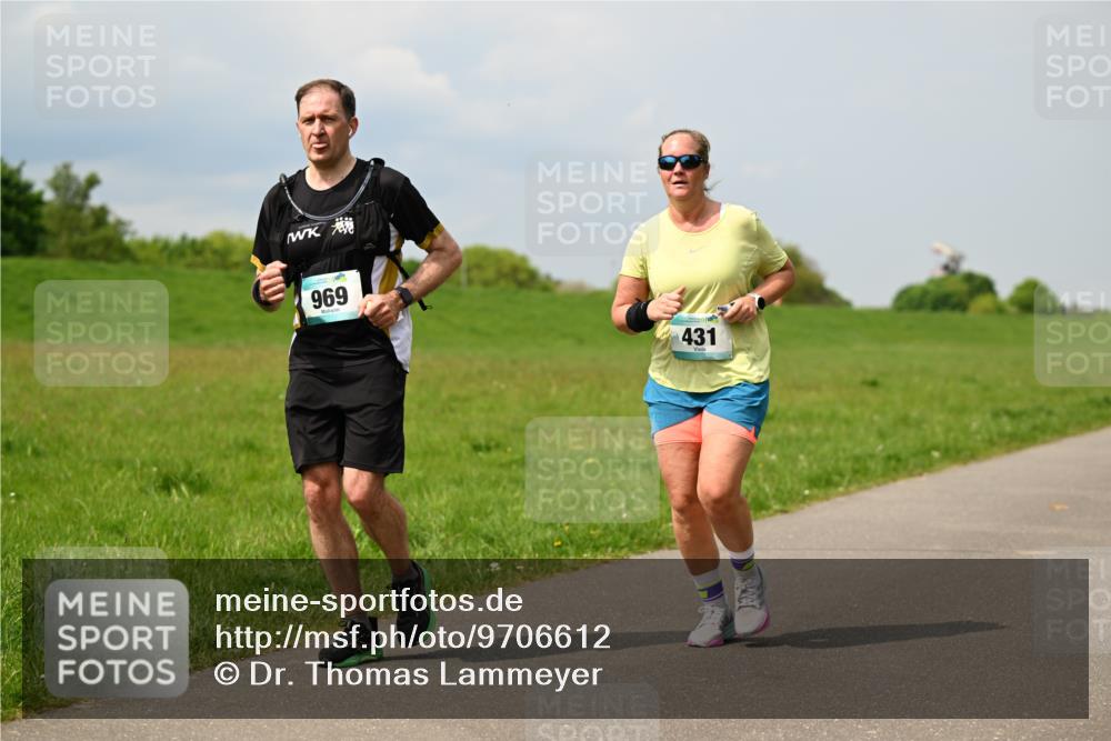 10.05.2026 - 8. Wedeler Halbmarathon Dr. Thomas Lammeyer http://msf.ph/oto/9706612 10.05.2026 11:58:06 Laufen 969, 431 meine-sportfotos.de