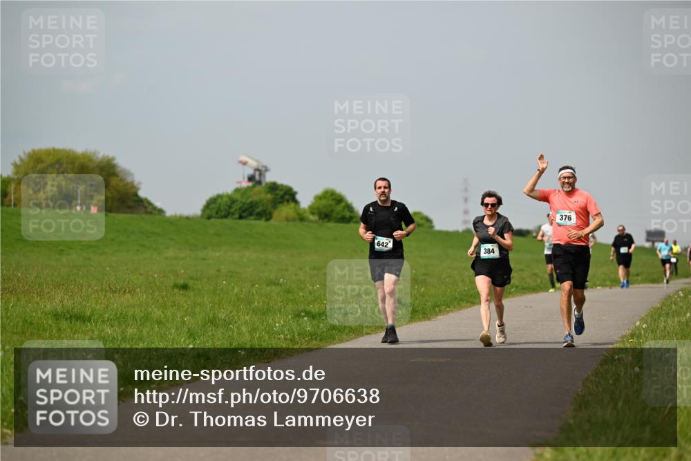10.05.2026 - 8. Wedeler Halbmarathon Dr. Thomas Lammeyer http://msf.ph/oto/9706638 10.05.2026 11:58:08 Laufen 642, 384, 376 meine-sportfotos.de