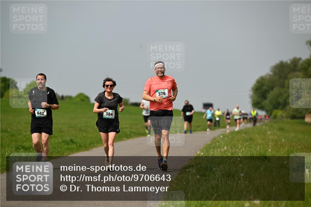 10.05.2026 - 8. Wedeler Halbmarathon Dr. Thomas Lammeyer http://msf.ph/oto/9706643 10.05.2026 11:58:10 Laufen 642, 384, 376 meine-sportfotos.de