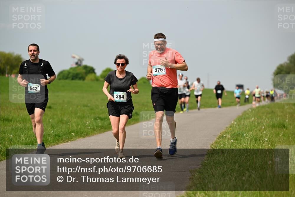 10.05.2026 - 8. Wedeler Halbmarathon Dr. Thomas Lammeyer http://msf.ph/oto/9706685 10.05.2026 11:58:12 Laufen 642, 384, 376 meine-sportfotos.de