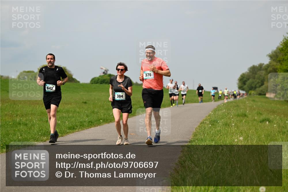 10.05.2026 - 8. Wedeler Halbmarathon Dr. Thomas Lammeyer http://msf.ph/oto/9706697 10.05.2026 11:58:13 Laufen 642, 384, 376 meine-sportfotos.de