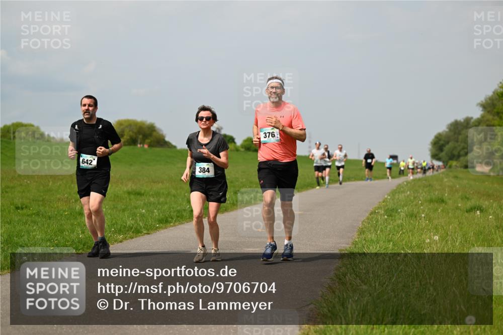 10.05.2026 - 8. Wedeler Halbmarathon Dr. Thomas Lammeyer http://msf.ph/oto/9706704 10.05.2026 11:58:14 Laufen 642, 384, 376 meine-sportfotos.de