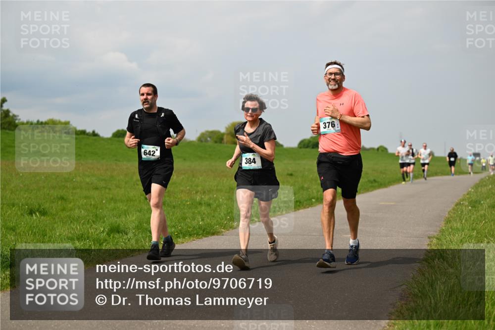 10.05.2026 - 8. Wedeler Halbmarathon Dr. Thomas Lammeyer http://msf.ph/oto/9706719 10.05.2026 11:58:14 Laufen 642, 384, 376 meine-sportfotos.de