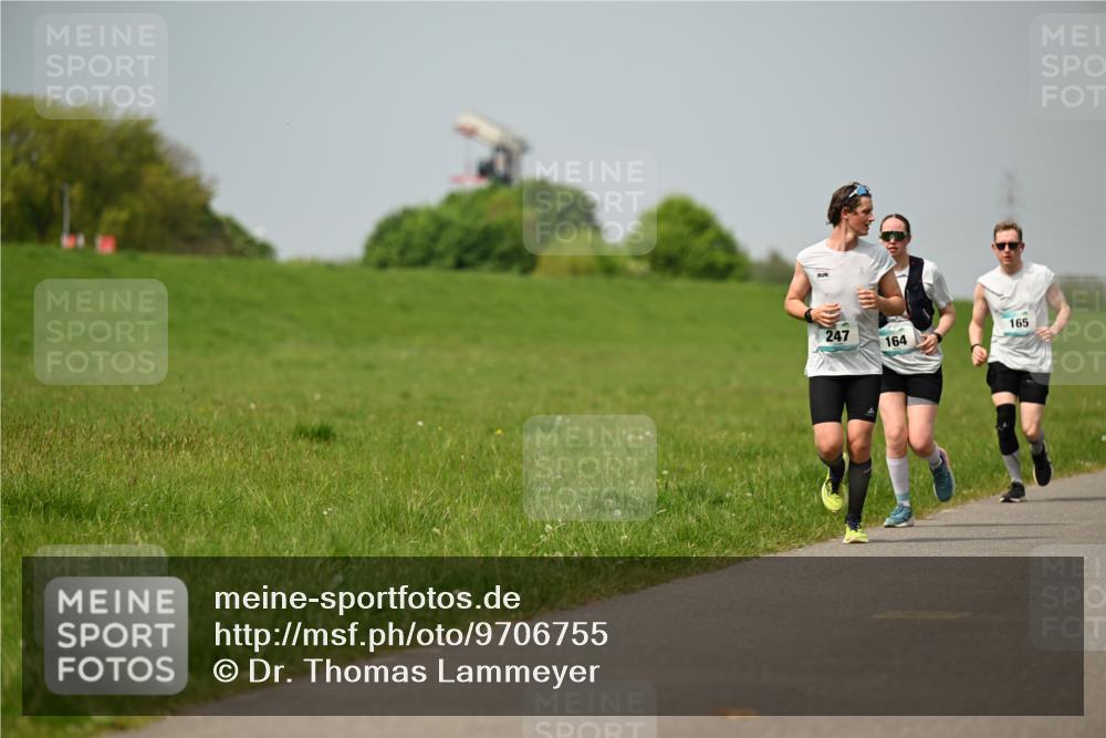 10.05.2026 - 8. Wedeler Halbmarathon Dr. Thomas Lammeyer http://msf.ph/oto/9706755 10.05.2026 11:58:18 Laufen 247, 165, 164 meine-sportfotos.de