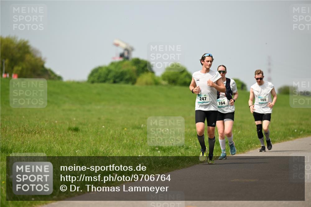 10.05.2026 - 8. Wedeler Halbmarathon Dr. Thomas Lammeyer http://msf.ph/oto/9706764 10.05.2026 11:58:19 Laufen 247, 164, 165 meine-sportfotos.de
