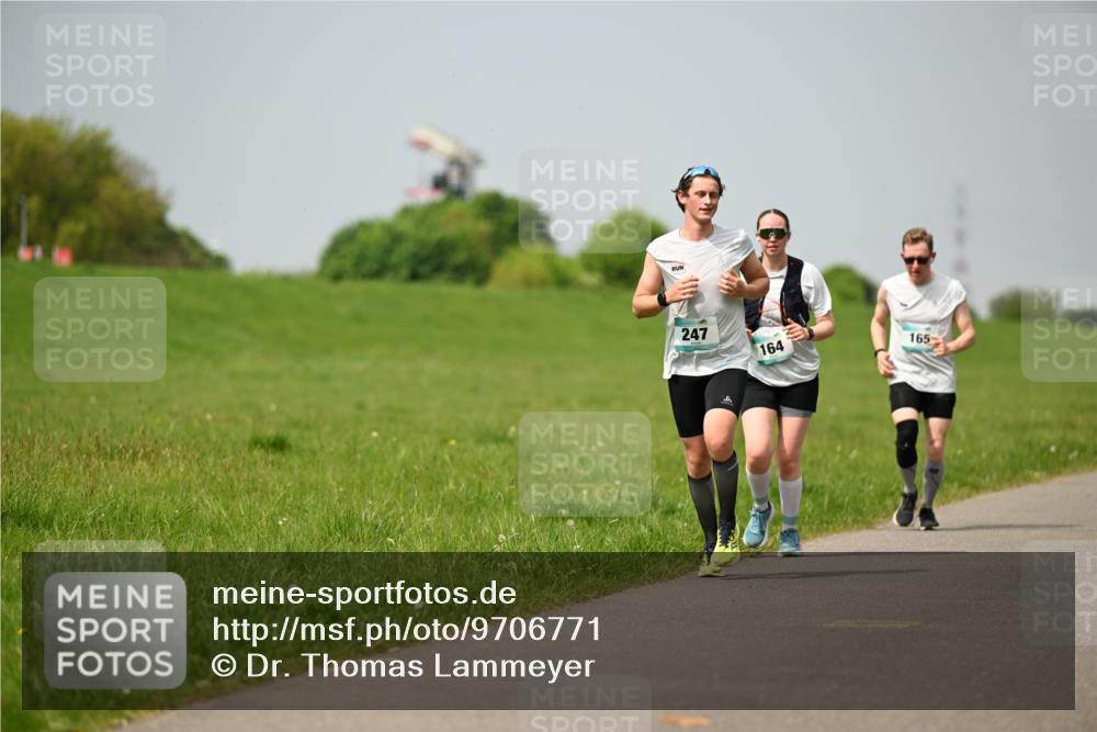 10.05.2026 - 8. Wedeler Halbmarathon Dr. Thomas Lammeyer http://msf.ph/oto/9706771 10.05.2026 11:58:19 Laufen 247, 164, 165 meine-sportfotos.de