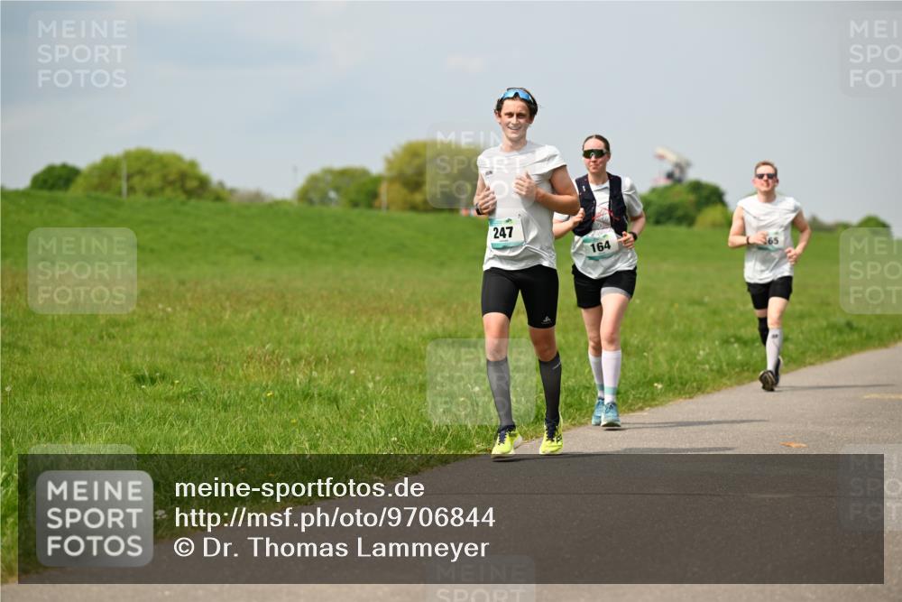 10.05.2026 - 8. Wedeler Halbmarathon Dr. Thomas Lammeyer http://msf.ph/oto/9706844 10.05.2026 11:58:23 Laufen 247, 164 meine-sportfotos.de