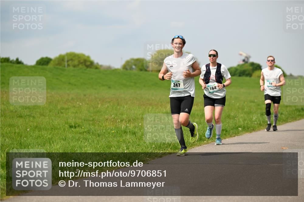 10.05.2026 - 8. Wedeler Halbmarathon Dr. Thomas Lammeyer http://msf.ph/oto/9706851 10.05.2026 11:58:23 Laufen 247, 164 meine-sportfotos.de