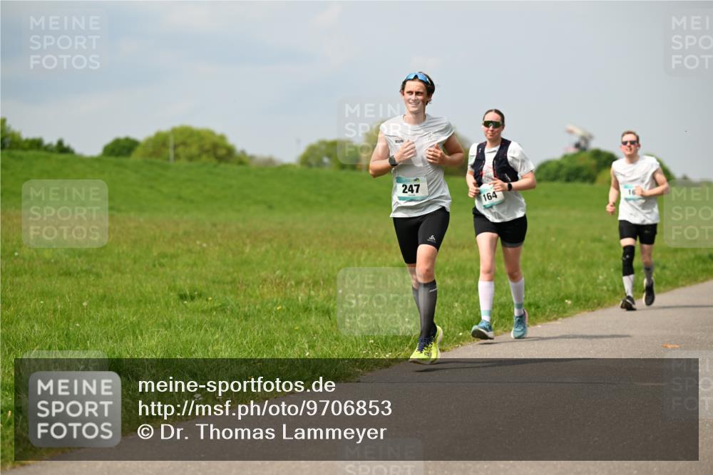 10.05.2026 - 8. Wedeler Halbmarathon Dr. Thomas Lammeyer http://msf.ph/oto/9706853 10.05.2026 11:58:24 Laufen 247, 164 meine-sportfotos.de