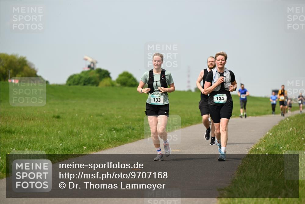 10.05.2026 - 8. Wedeler Halbmarathon Dr. Thomas Lammeyer http://msf.ph/oto/9707168 10.05.2026 11:58:58 Laufen 134, 133 meine-sportfotos.de