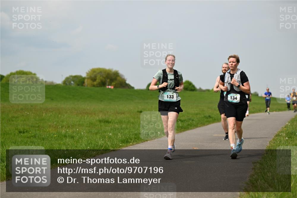 10.05.2026 - 8. Wedeler Halbmarathon Dr. Thomas Lammeyer http://msf.ph/oto/9707196 10.05.2026 11:59:00 Laufen 134, 133 meine-sportfotos.de