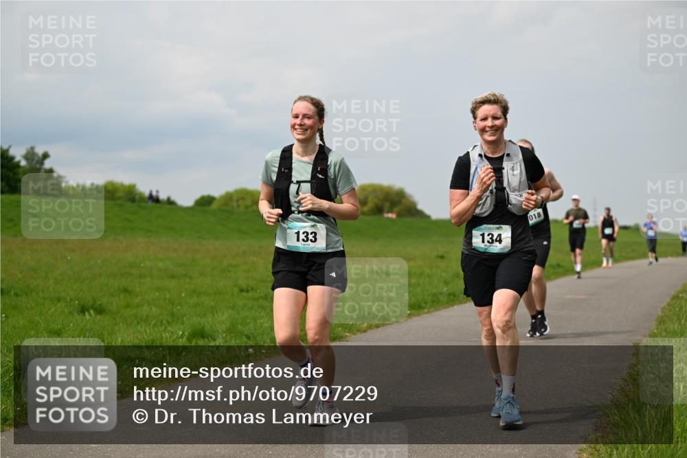 10.05.2026 - 8. Wedeler Halbmarathon Dr. Thomas Lammeyer http://msf.ph/oto/9707229 10.05.2026 11:59:03 Laufen 133, 134, 018 meine-sportfotos.de