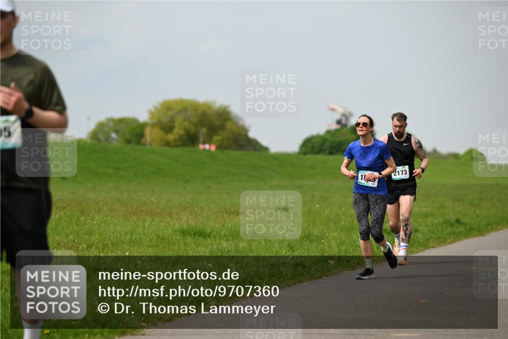 10.05.2026 - 8. Wedeler Halbmarathon Dr. Thomas Lammeyer http://msf.ph/oto/9707360 10.05.2026 11:59:12 Laufen 175, 2173 meine-sportfotos.de