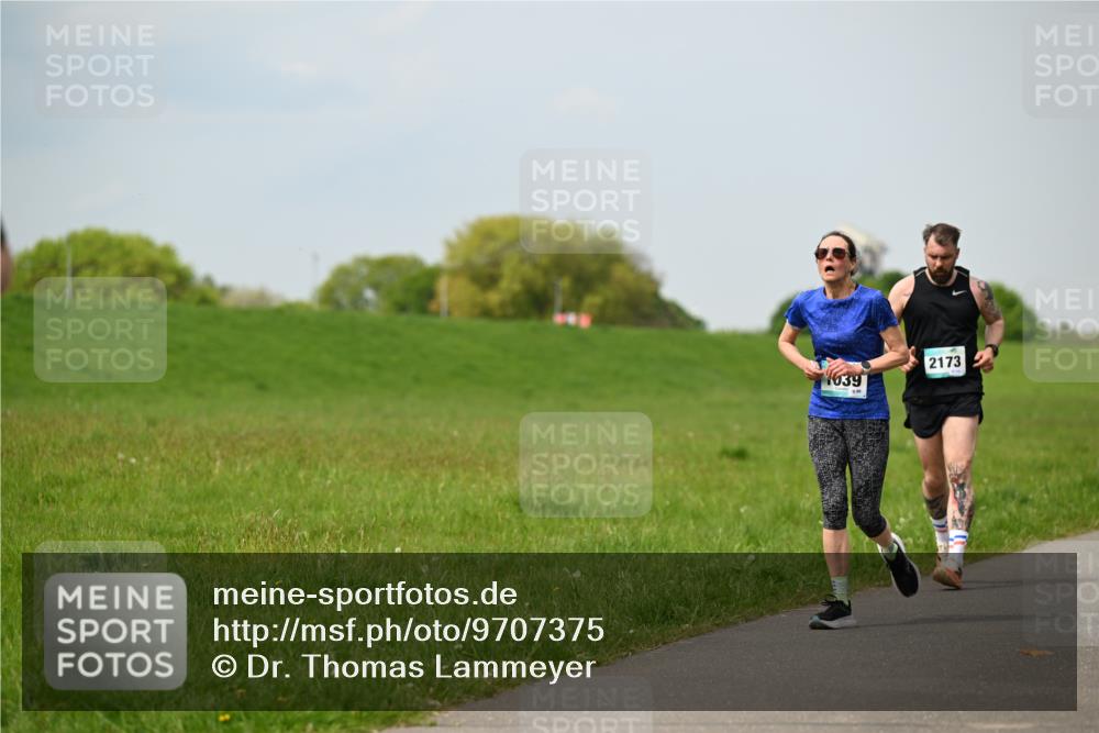 10.05.2026 - 8. Wedeler Halbmarathon Dr. Thomas Lammeyer http://msf.ph/oto/9707375 10.05.2026 11:59:12 Laufen 2173, 1639 meine-sportfotos.de