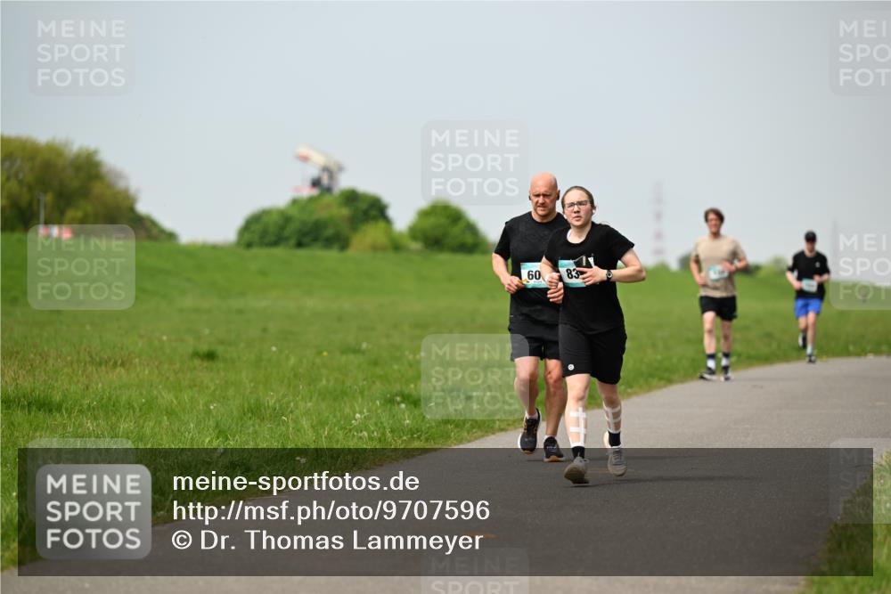 10.05.2026 - 8. Wedeler Halbmarathon Dr. Thomas Lammeyer http://msf.ph/oto/9707596 10.05.2026 11:59:38 Laufen  meine-sportfotos.de