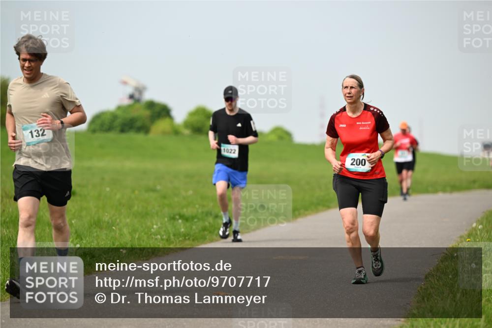 10.05.2026 - 8. Wedeler Halbmarathon Dr. Thomas Lammeyer http://msf.ph/oto/9707717 10.05.2026 11:59:48 Laufen 132, 1022, 200 meine-sportfotos.de