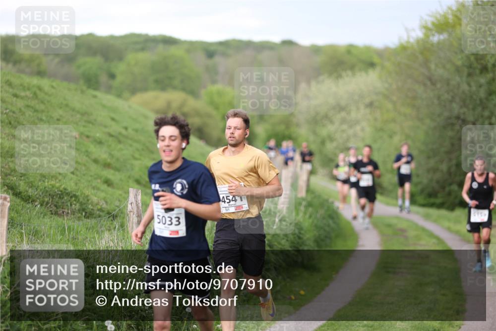 09.05.2026 - Störlauf Andreas Tolksdorf http://msf.ph/oto/9707910 09.05.2026 17:39:17 Laufen 5033, 454, 5156 meine-sportfotos.de