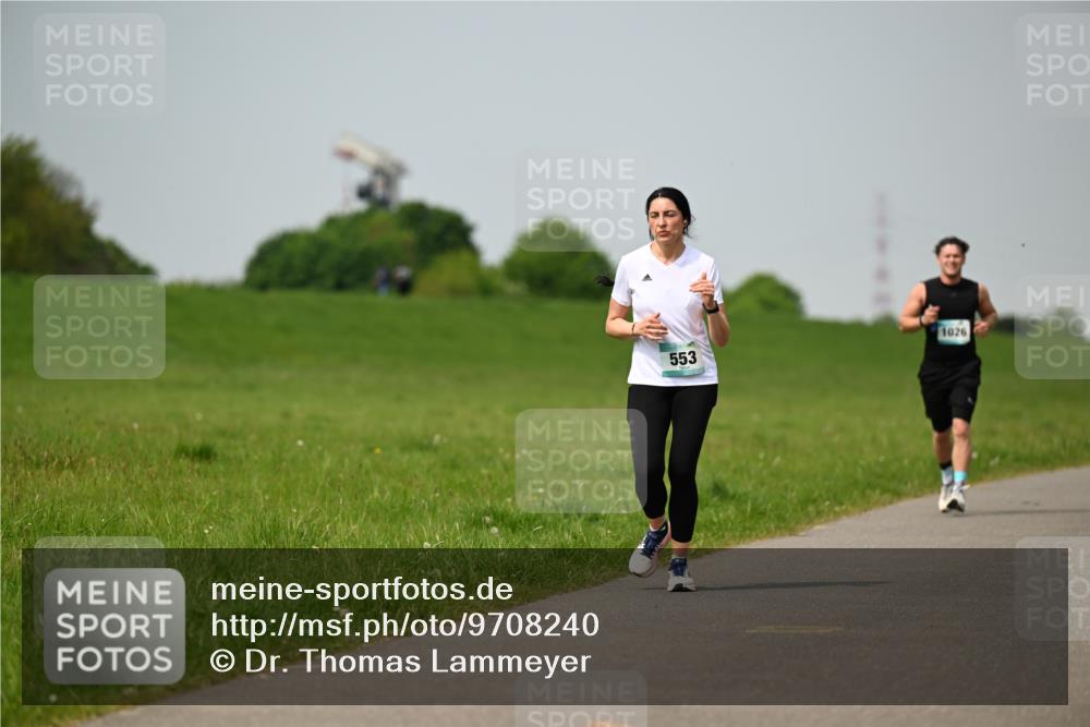10.05.2026 - 8. Wedeler Halbmarathon Dr. Thomas Lammeyer http://msf.ph/oto/9708240 10.05.2026 12:01:00 Laufen 553, 1026 meine-sportfotos.de