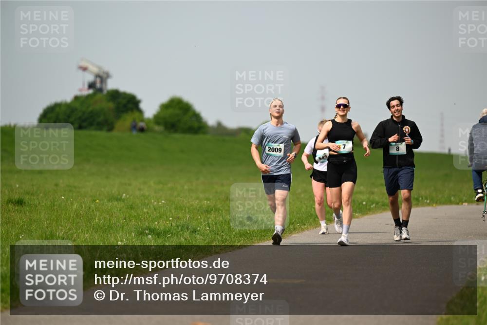 10.05.2026 - 8. Wedeler Halbmarathon Dr. Thomas Lammeyer http://msf.ph/oto/9708374 10.05.2026 12:01:16 Laufen 2009, 545 meine-sportfotos.de