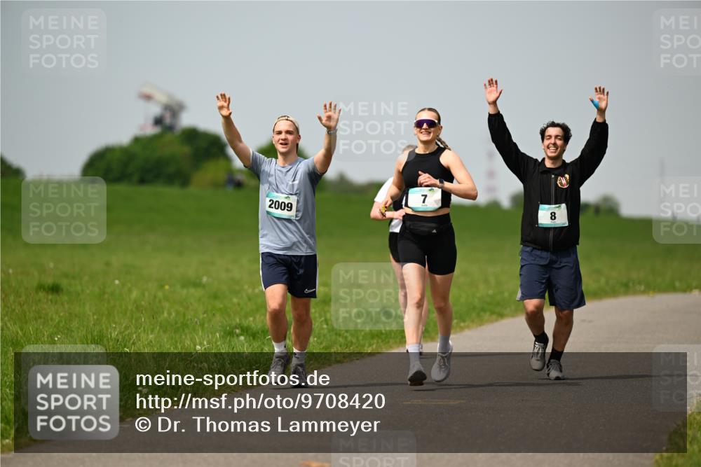 10.05.2026 - 8. Wedeler Halbmarathon Dr. Thomas Lammeyer http://msf.ph/oto/9708420 10.05.2026 12:01:18 Laufen 2009 meine-sportfotos.de
