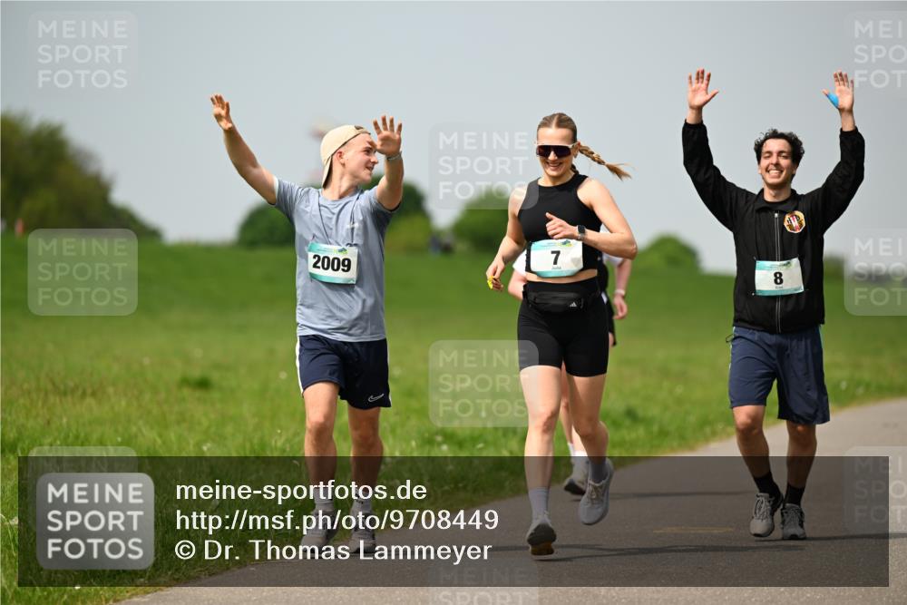10.05.2026 - 8. Wedeler Halbmarathon Dr. Thomas Lammeyer http://msf.ph/oto/9708449 10.05.2026 12:01:20 Laufen 2009 meine-sportfotos.de