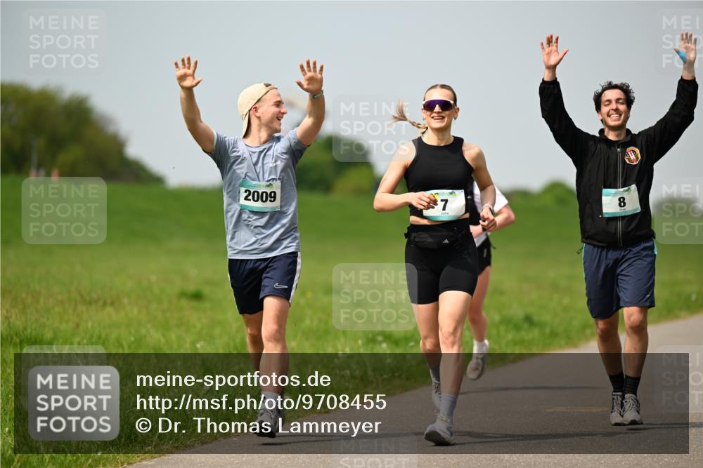 10.05.2026 - 8. Wedeler Halbmarathon Dr. Thomas Lammeyer http://msf.ph/oto/9708455 10.05.2026 12:01:20 Laufen 2009 meine-sportfotos.de