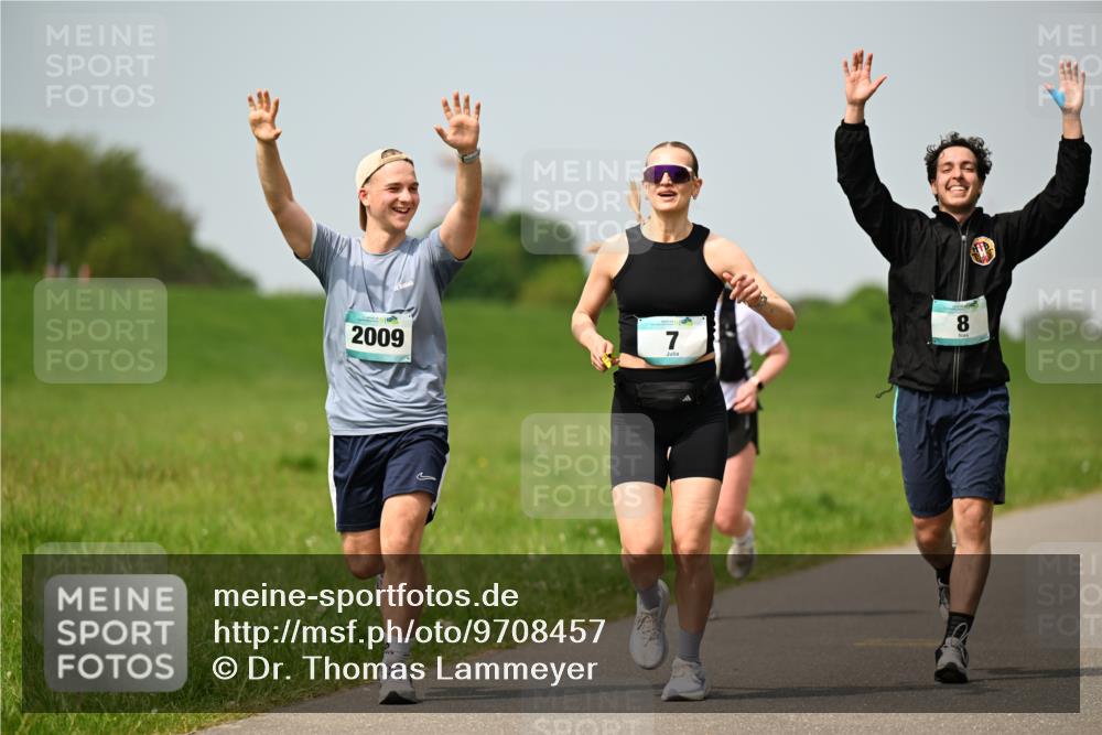 10.05.2026 - 8. Wedeler Halbmarathon Dr. Thomas Lammeyer http://msf.ph/oto/9708457 10.05.2026 12:01:20 Laufen 2009 meine-sportfotos.de