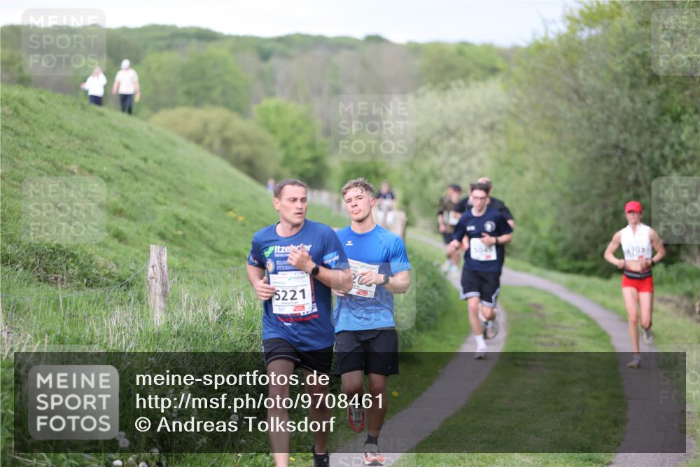 09.05.2026 - Störlauf Andreas Tolksdorf http://msf.ph/oto/9708461 09.05.2026 17:41:08 Laufen 5221, 27, 5045, 4702 meine-sportfotos.de