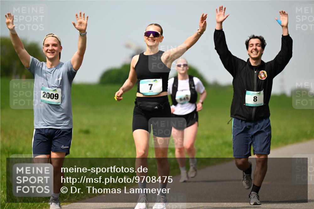 10.05.2026 - 8. Wedeler Halbmarathon Dr. Thomas Lammeyer http://msf.ph/oto/9708475 10.05.2026 12:01:21 Laufen 2009 meine-sportfotos.de